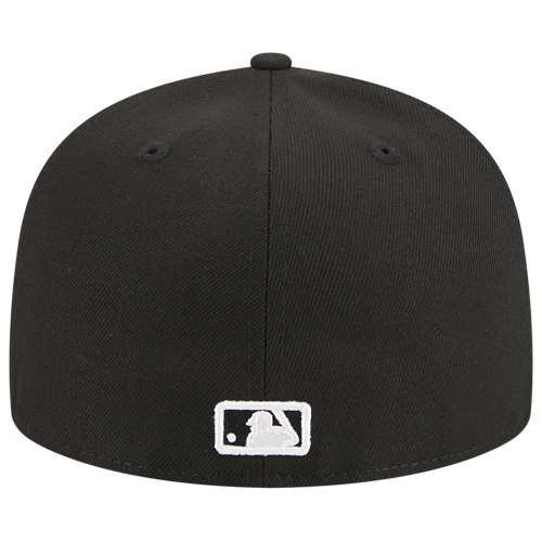 New York Yankees Evergreen Side Patch Black 59FIFTY Mens Fitted Hat