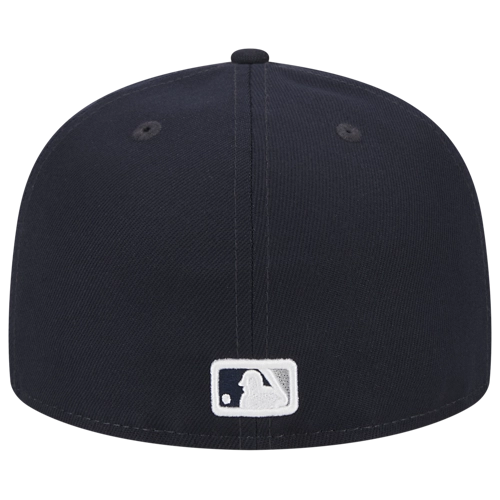New York Yankees Evergreen Side Patch Navy 59FIFTY Mens Fitted Hat